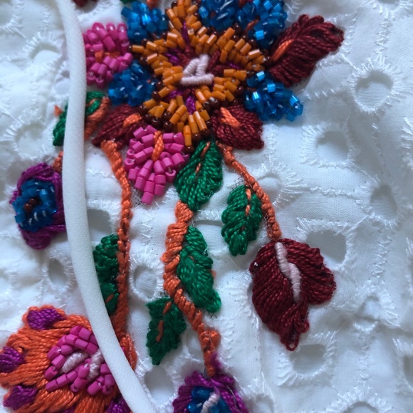 NWT PatBo Eyelet Dress w Embroidery & bead detail - Picture 7 of 7